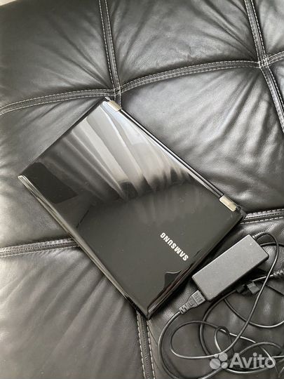 Ноутбук samsung на запчасти