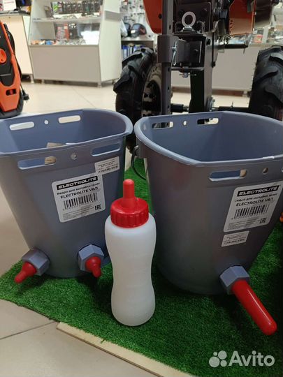 Ведро для выпойки телят