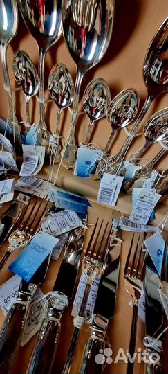 Столовые приборы серебро