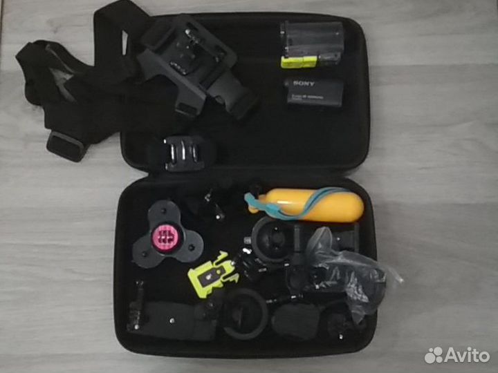 Экшн камера Sony HDR-AS20