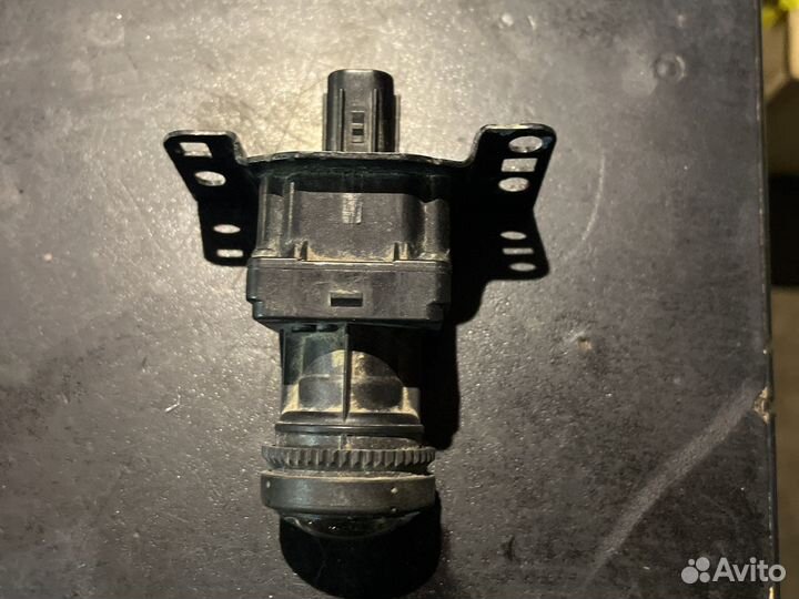 Камера передняя Toyota Land Cruiser