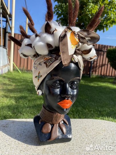 Кашпо Африканка