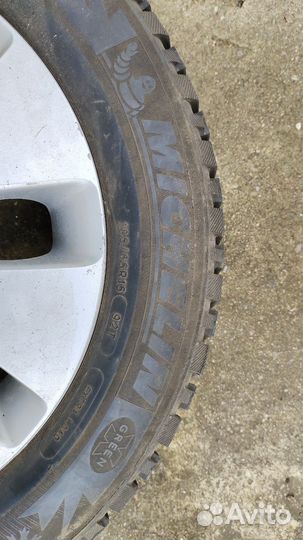 Michelin X-Ice 3 185/65 R15 92T