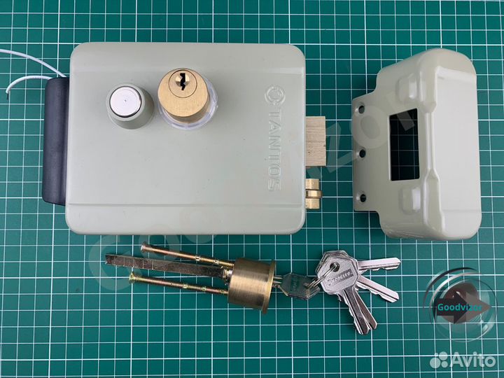 Комплект видеодомофона Tantos Elly