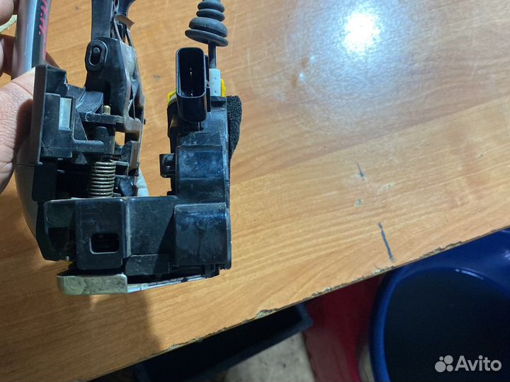 Kia ceed замок передней правой двери 2013 1.6 МКПП