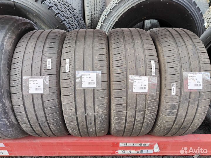 Goodyear EfficientGrip Performance 205/55 R16