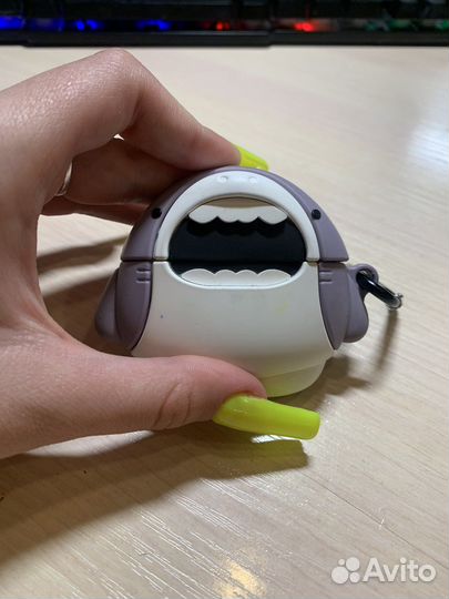 Чехол на airpods pro