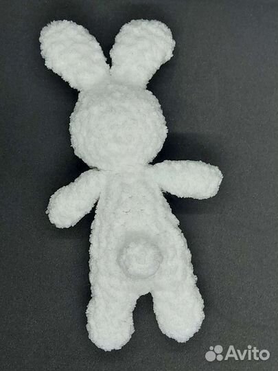 Зайчики амигуруми