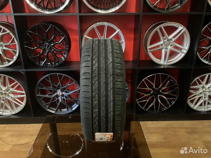 Tracmax X-Privilo TX3 225/45 R17 94Y