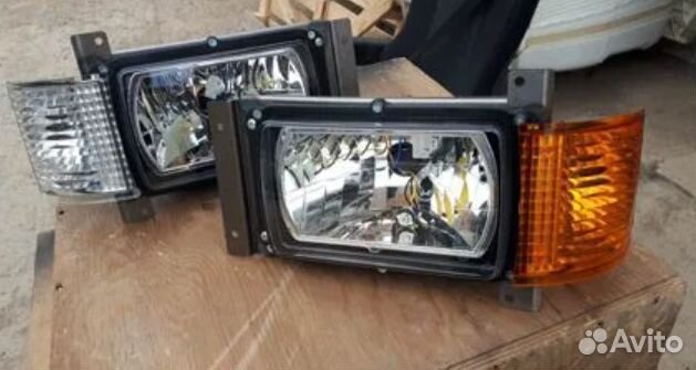 Фара камаз 65115,6520 Рестайлинг 1 комплект