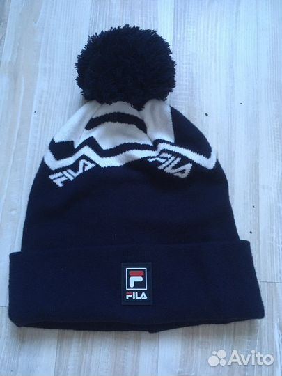 Шапка с помпоном Fila