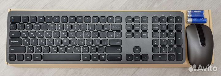 Новый комплект клавиатура и мышь беспроводные