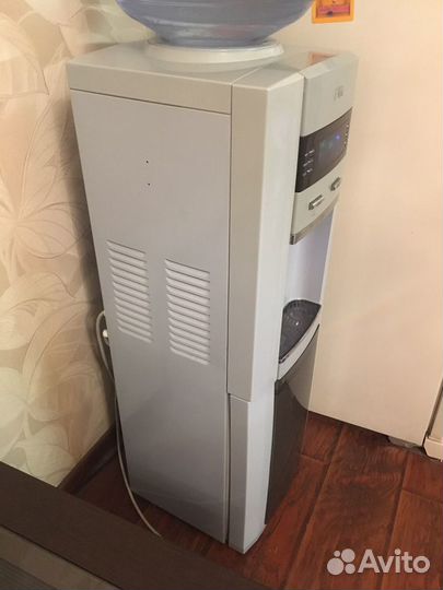 Кулер для воды Ecotronic G2-lspm с озонатором