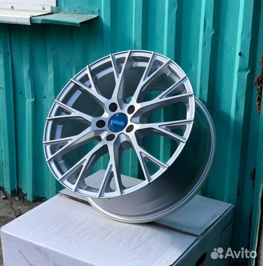 Оригинальные диски Konig R18 на Kia K5 Camry V70