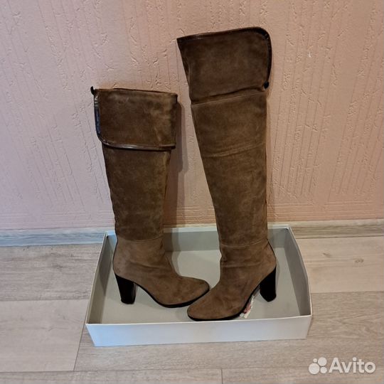 Сапоги женские ботфорты на 37-37,5 размер