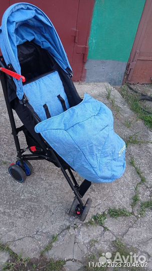 Прогулочная коляска