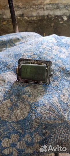 Резистор печки под кондиционер Пассат Б3, Б4