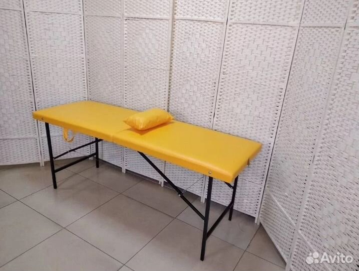 Кушетка косметологическая. Стол косметолога