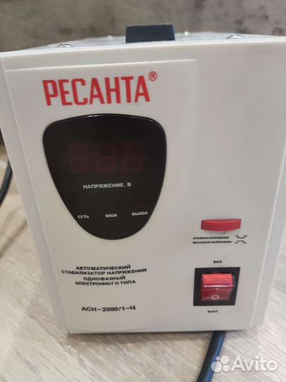 Стабилизатор напряжения Ресанта 2000, 1000