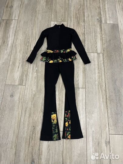 Костюм для фигурного катания