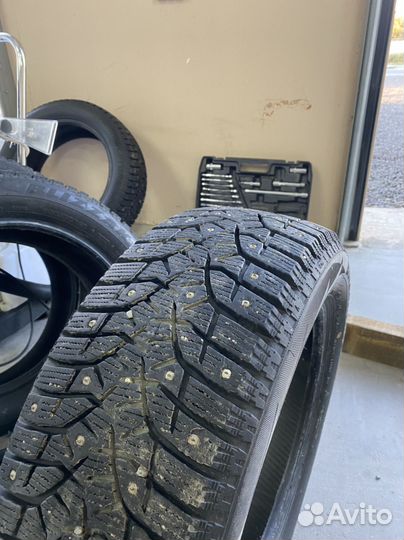 Bridgestone Blizzak Ice 195/55 R16