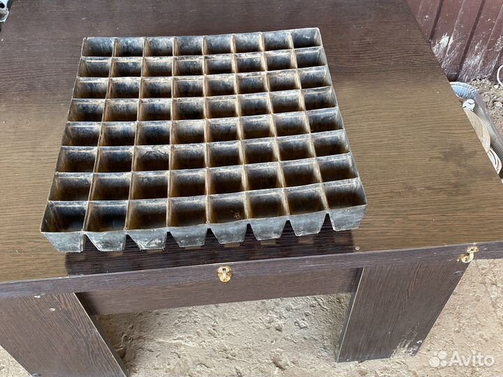 Кассеты для рассады 64 б/ у много