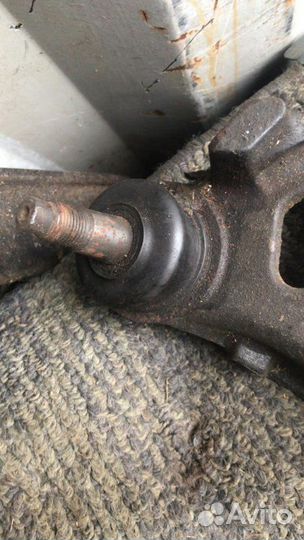 Рычаг подвески передний Dodge Durango 5.9 2000