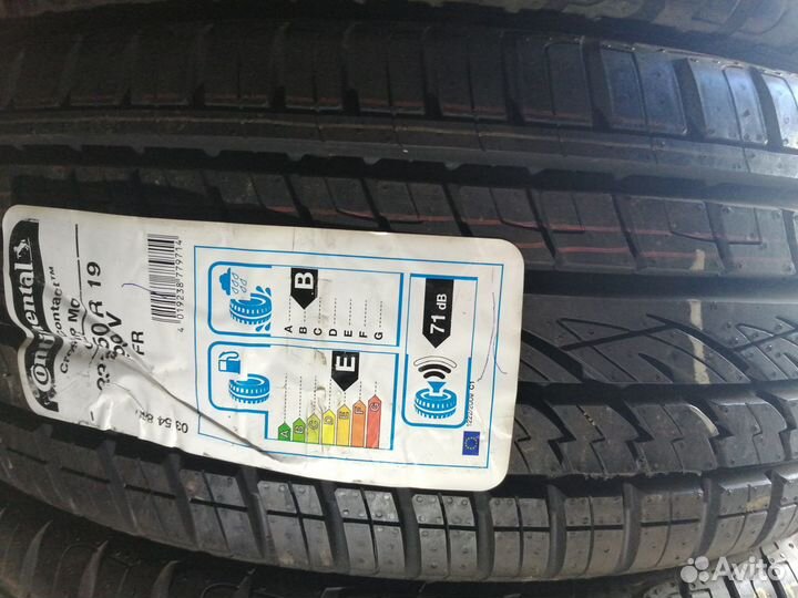 Continental ContiCrossContact UHP 235/50 R19, 4 шт