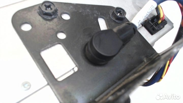 Проигрыватель CD/DVD Mitsubishi Outlander, 2004