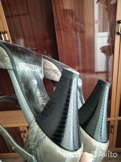 Туфли, босоножки 39 размер