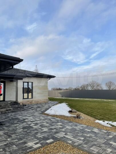 Дом 228,6 м² на участке 15,7 сот.