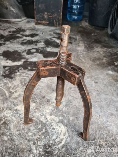 Съемник подшипника или шкива