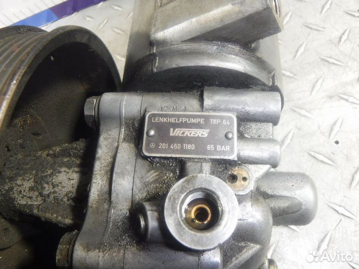 Насос гур Mercedes W201