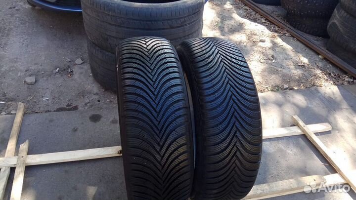 Michelin Alpin 5 215/60 R16 95H
