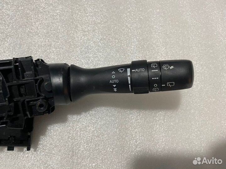 Подрулевой переключатель Toyota Land Cruiser 200