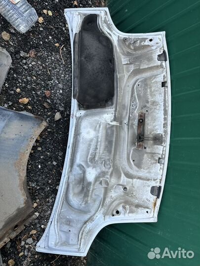 Капот рено трафик