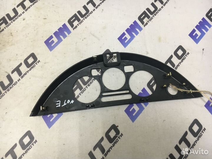 Накладка климат контроля Ниссан Ноут Е11