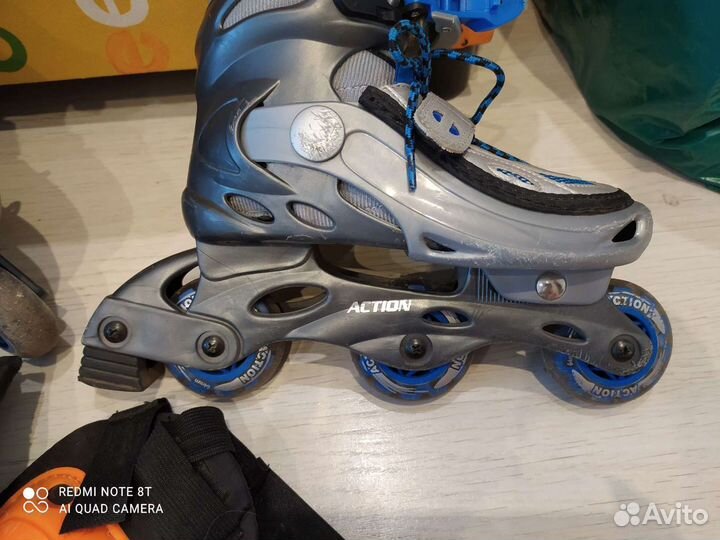 Роликовые коньки