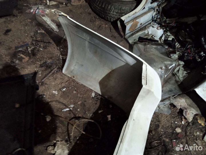 Задний бампер nissan sunny y10