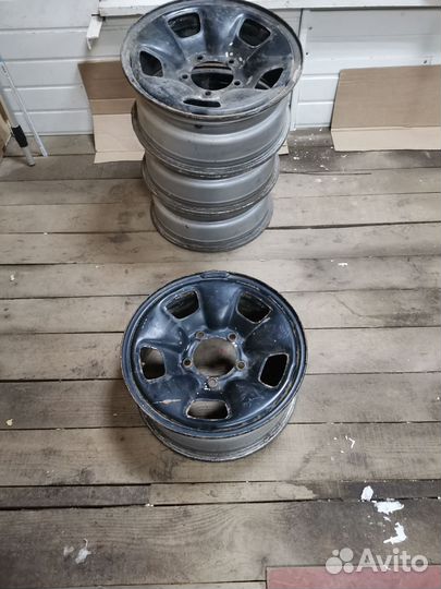 Продам диски на сузуки витара