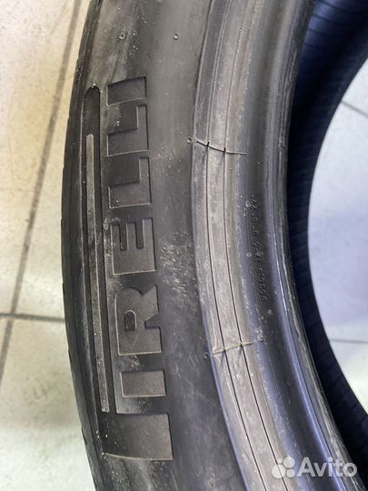 Pirelli P Zero 285/40 R21 и 315/35 R21