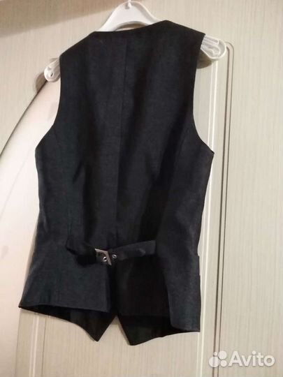 Жилет школьный