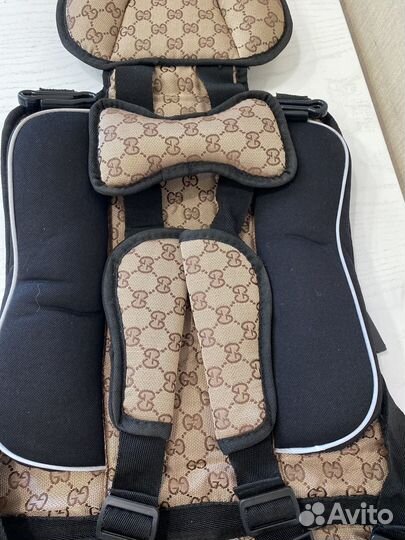 Детское бескаркасное автокресло