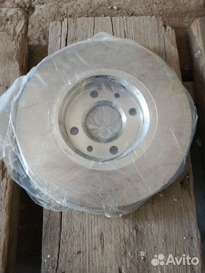 Передние тормозные диски Citroen C4, Peugeot 307