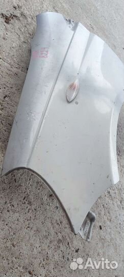 Toyota vitz крылья