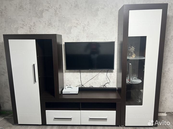 Продам стенку для гостиной