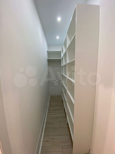 1-к. квартира, 43 м², 1/9 эт.