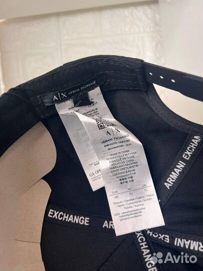 Кепка Armani Exchange черная