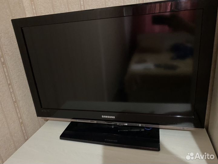 Телевизор Samsung 32