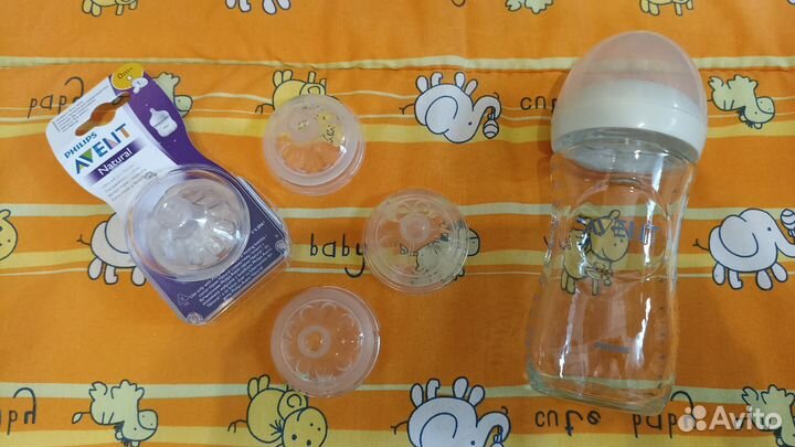 Бутылочка Avent (стекло),соски бутылочные,пустышки